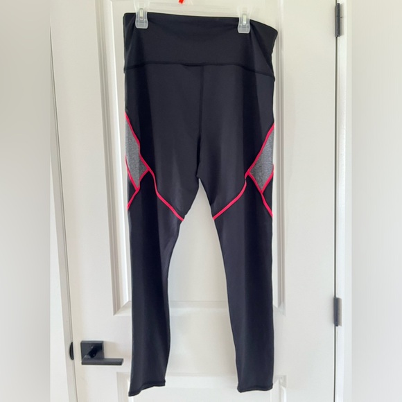 Maternity workout leggings size XL - Picture 1 of 6